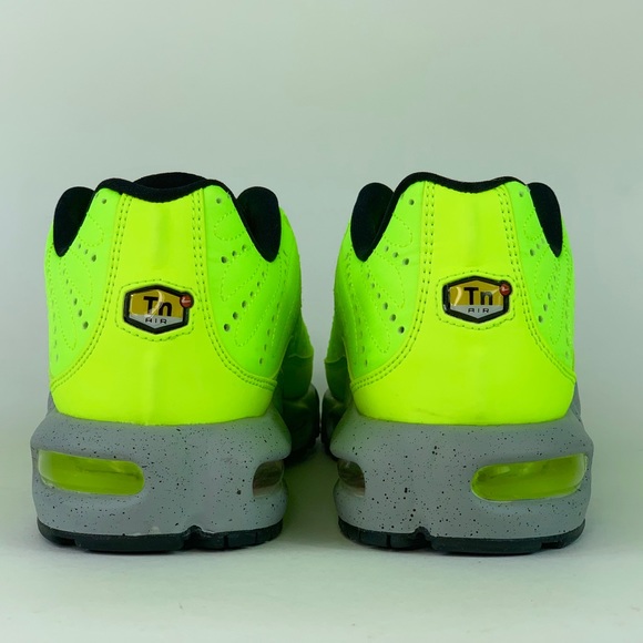 Nike Air Max Plus PRM TN Volt/Matte Silver/Grey - Picture 6 of 8